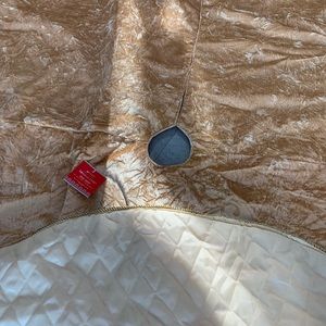 Christmas tree skirt